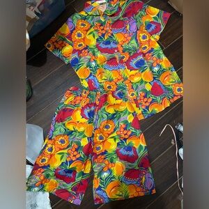 New ! Floral  Cotton Shirt Set